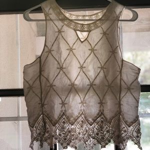 Sleeveless, women’s t-shirt